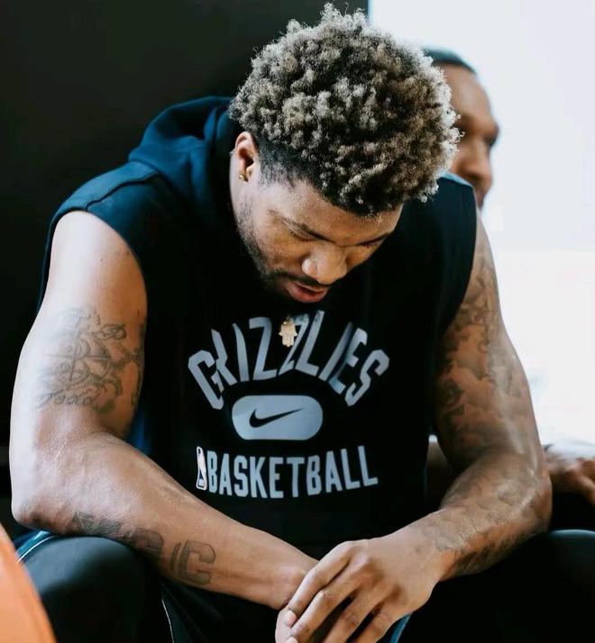 关于九游体育：凯尔特人队斯玛特的领导力：能否在新球队展现领袖风范？的信息