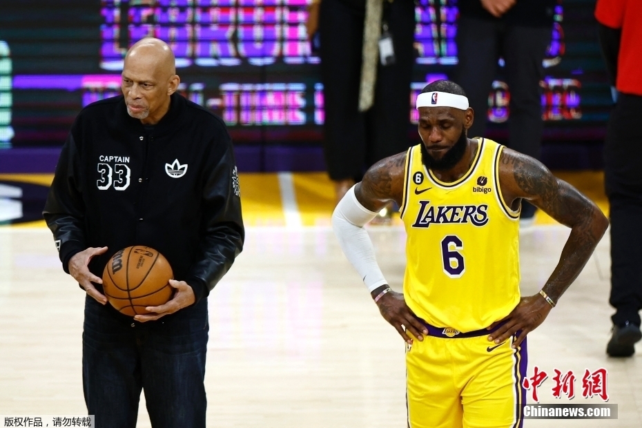 九游体育:湖人队新赛季:詹姆斯能否打破贾巴尔的得分纪录?的简单介绍 九游体育:湖人队新赛季:詹姆斯能否打破贾巴尔的得分纪录?的简单介绍