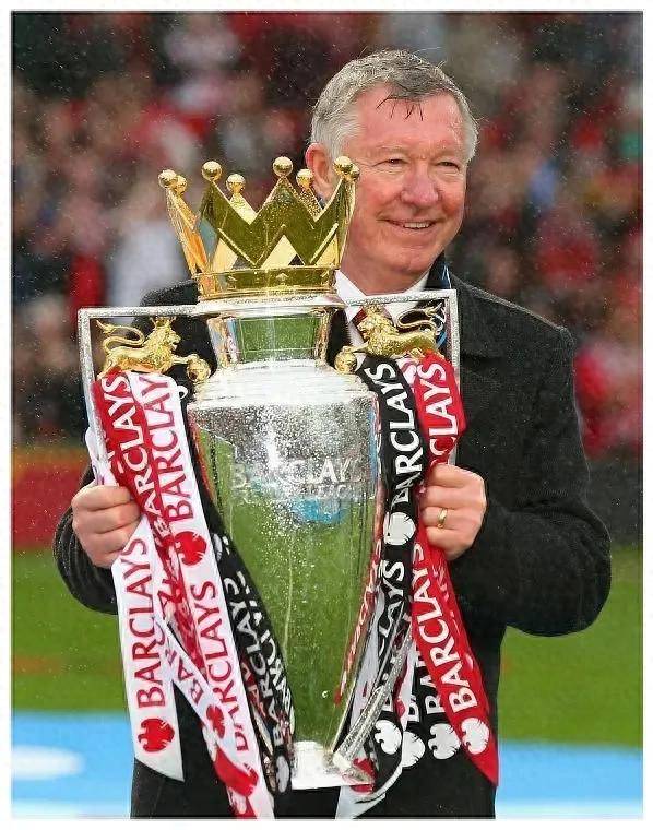 九游体育:英超的战术适应性：教练的变化与影响