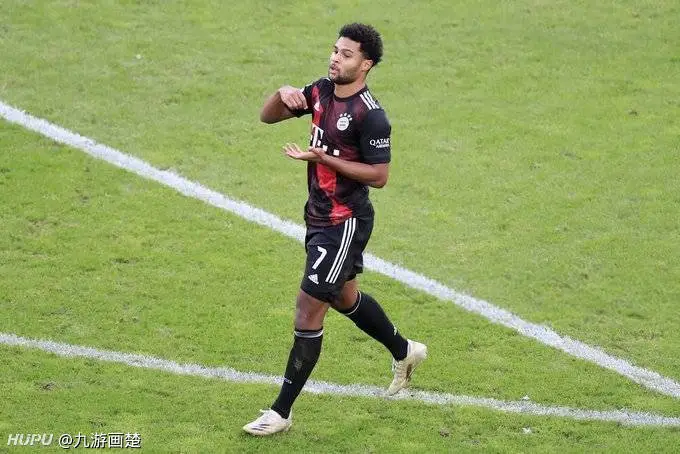 九游体育:德甲的球员转会战略：如何规避风险的简单介绍