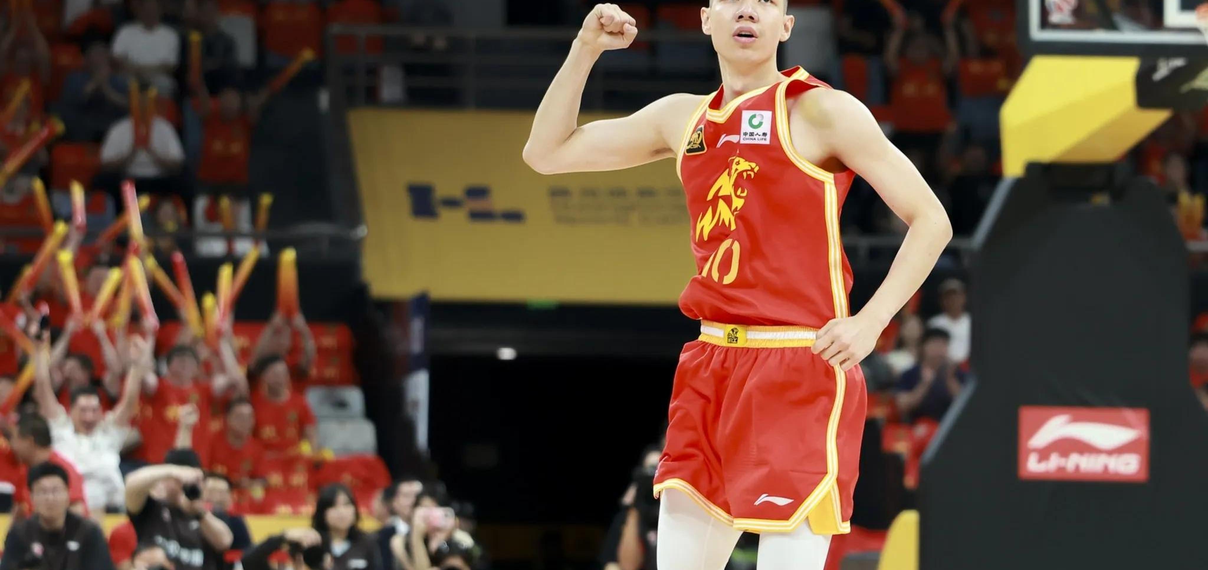 九游体育：中国男篮历史上的争议判罚：回顾那些引发热议的瞬间的简单介绍