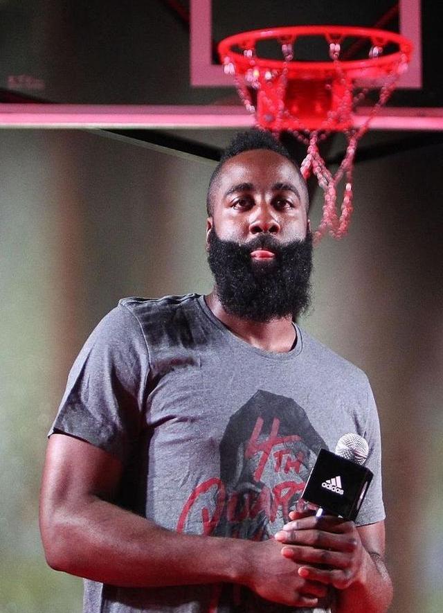 包含九游体育:76人队哈登：能否与恩比德完美搭档？的词条