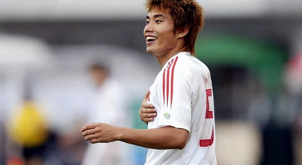 九游体育:老将郑智退役“带不动”？球迷：中国足球后继无人！的简单介绍