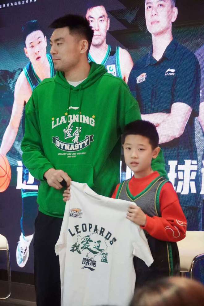 包含九游体育:CBA球员:海外联赛,挑战自我,提升实力,为中国篮球争光的词条 包含九游体育:CBA球员:海外联赛,挑战自我,提升实力,为中国篮球争光的词条