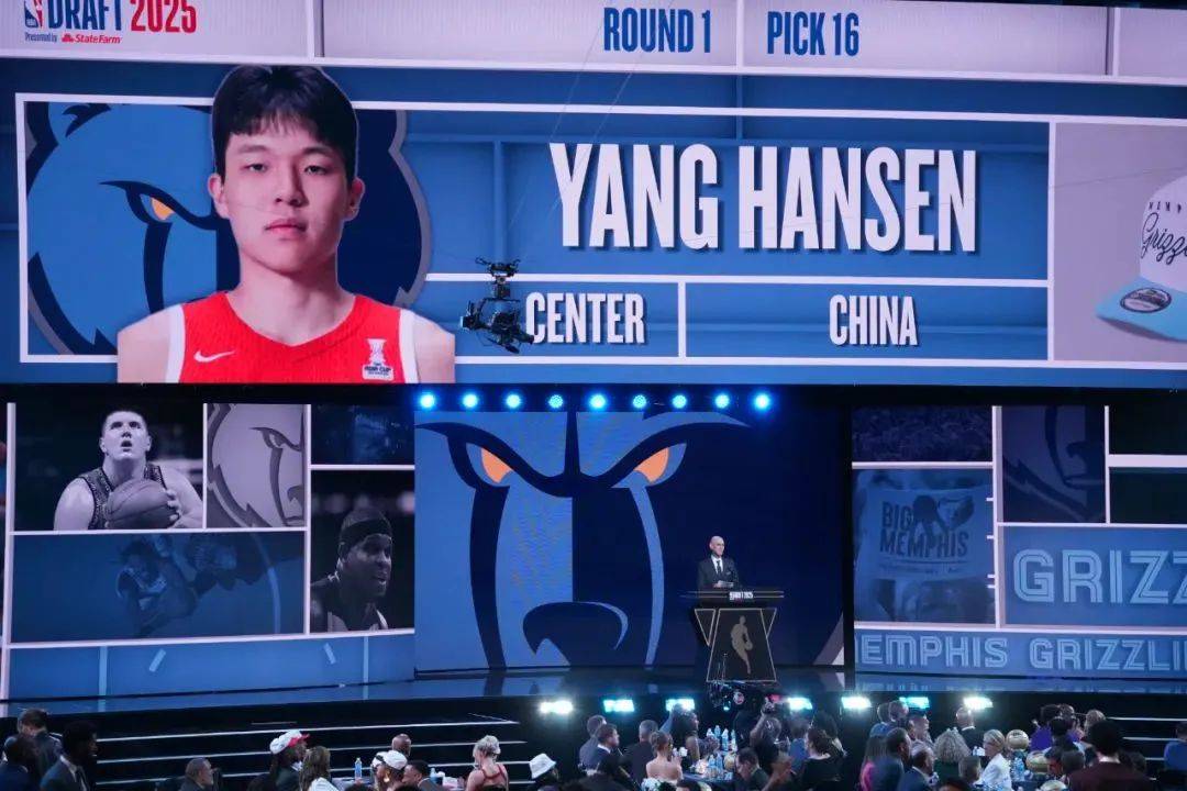 包含九游体育:CBA球员:海外联赛,挑战自我,提升实力,为中国篮球争光的词条 包含九游体育:CBA球员:海外联赛,挑战自我,提升实力,为中国篮球争光的词条