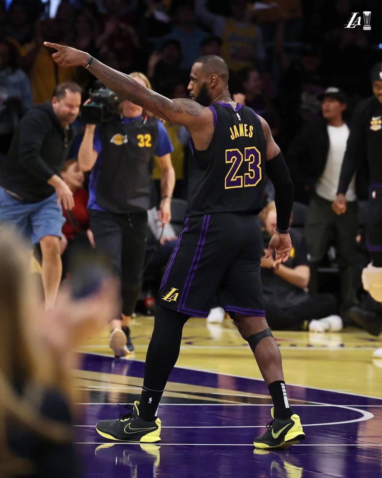 九游体育：湖人队新赛季：普林斯表示将提升防守效率