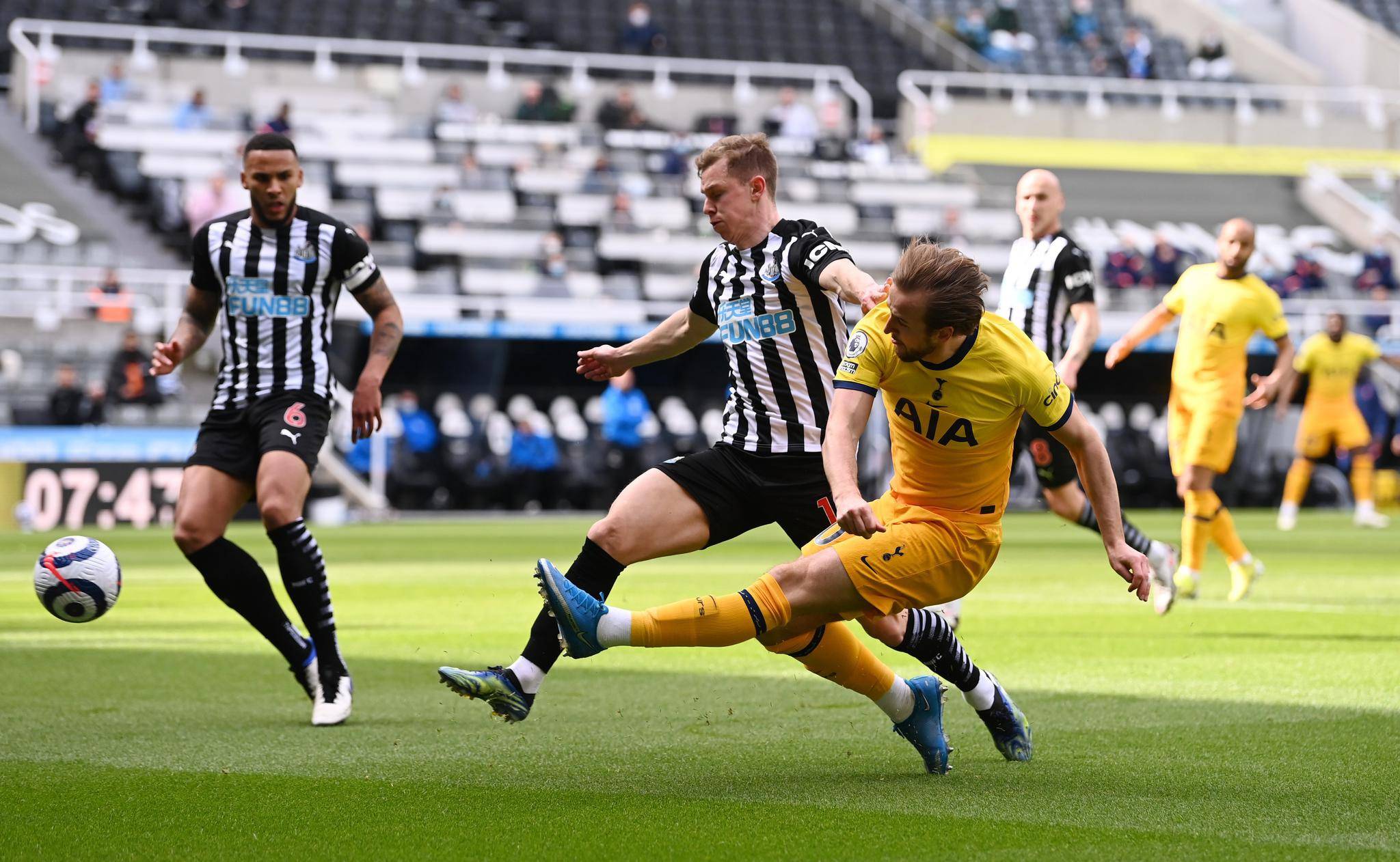 九游体育：英超西汉姆联的欧战征程充满挑战的简单介绍