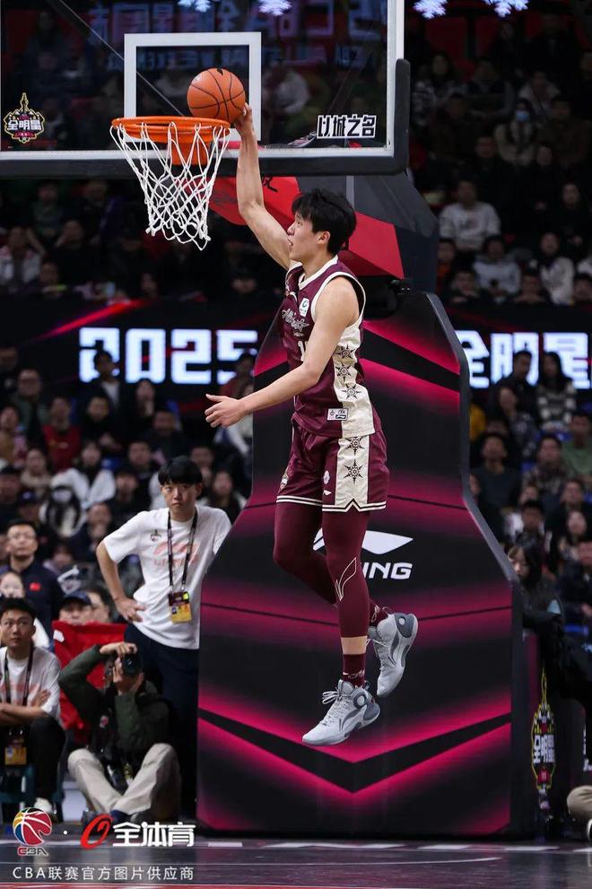 关于九游体育：CBA球员的未来：如何提升自身价值，实现职业生涯的突破？的信息