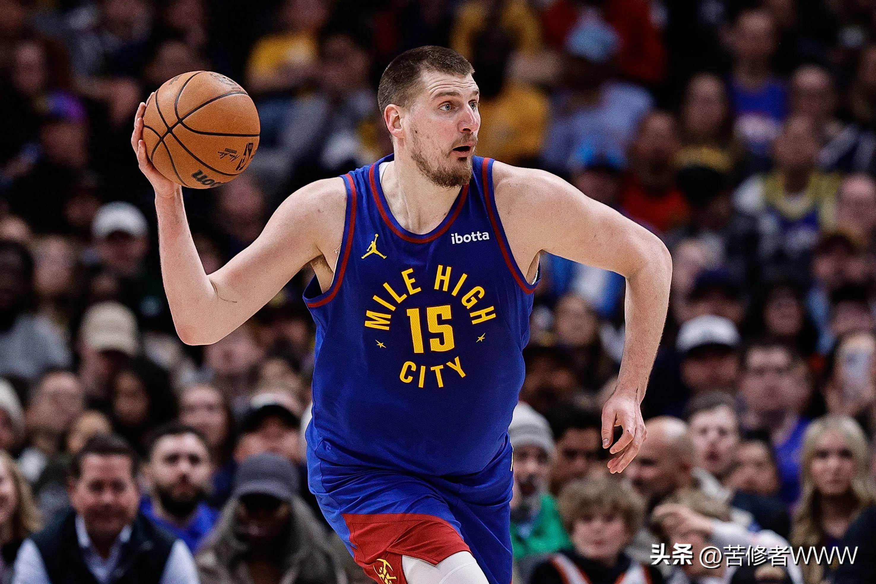 包含九游体育:掘金队约基奇的团队合作：如何与队友配合，提升整体实力？的词条