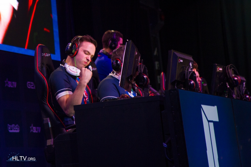 九游体育:《CS:GO》临场战术如何制定，选手间的分工与沟通的简单介绍