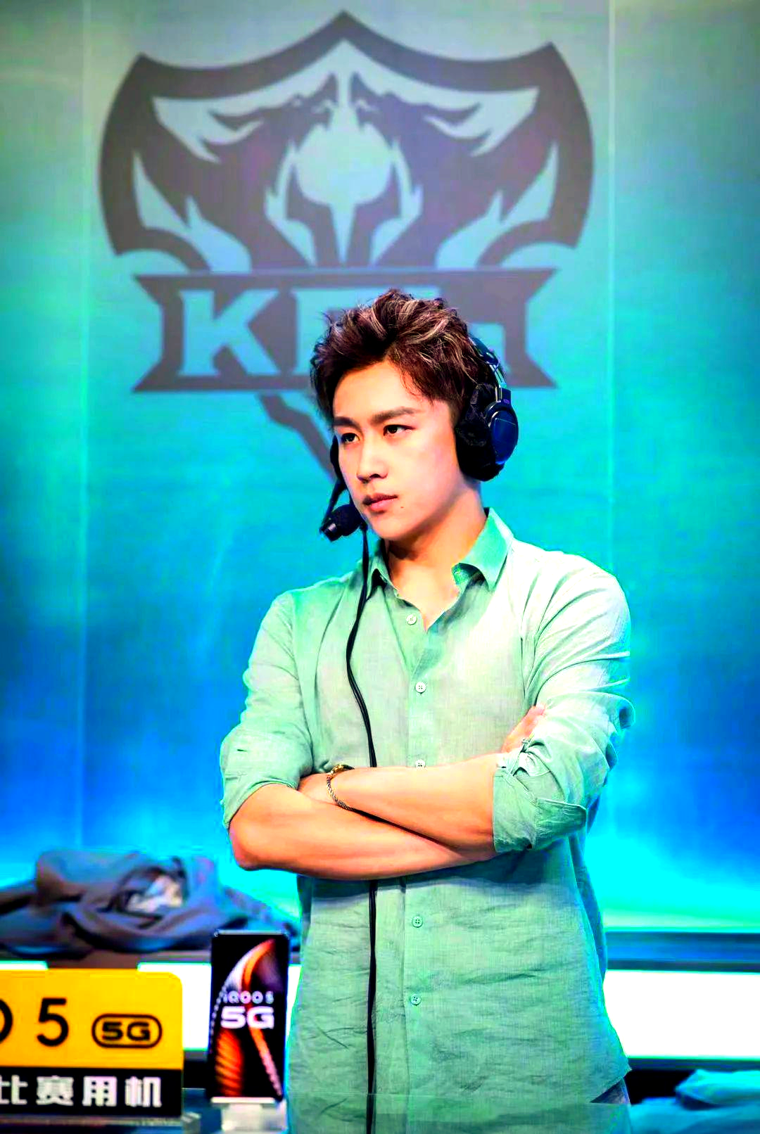 包含"九游体育:传统体育明星投资电竞战队，前景广阔"的词条