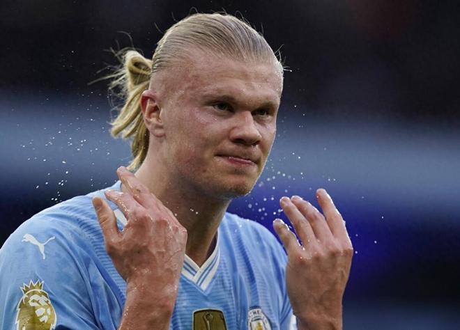 包含九游体育:英超的金靴争夺战：球员表现的比较的词条