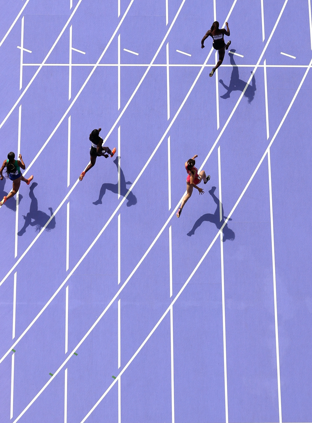 九游体育:奥运会田径赛季的传奇人物,值得铭记的瞬间 九游体育:奥运会田径赛季的传奇人物,值得铭记的瞬间