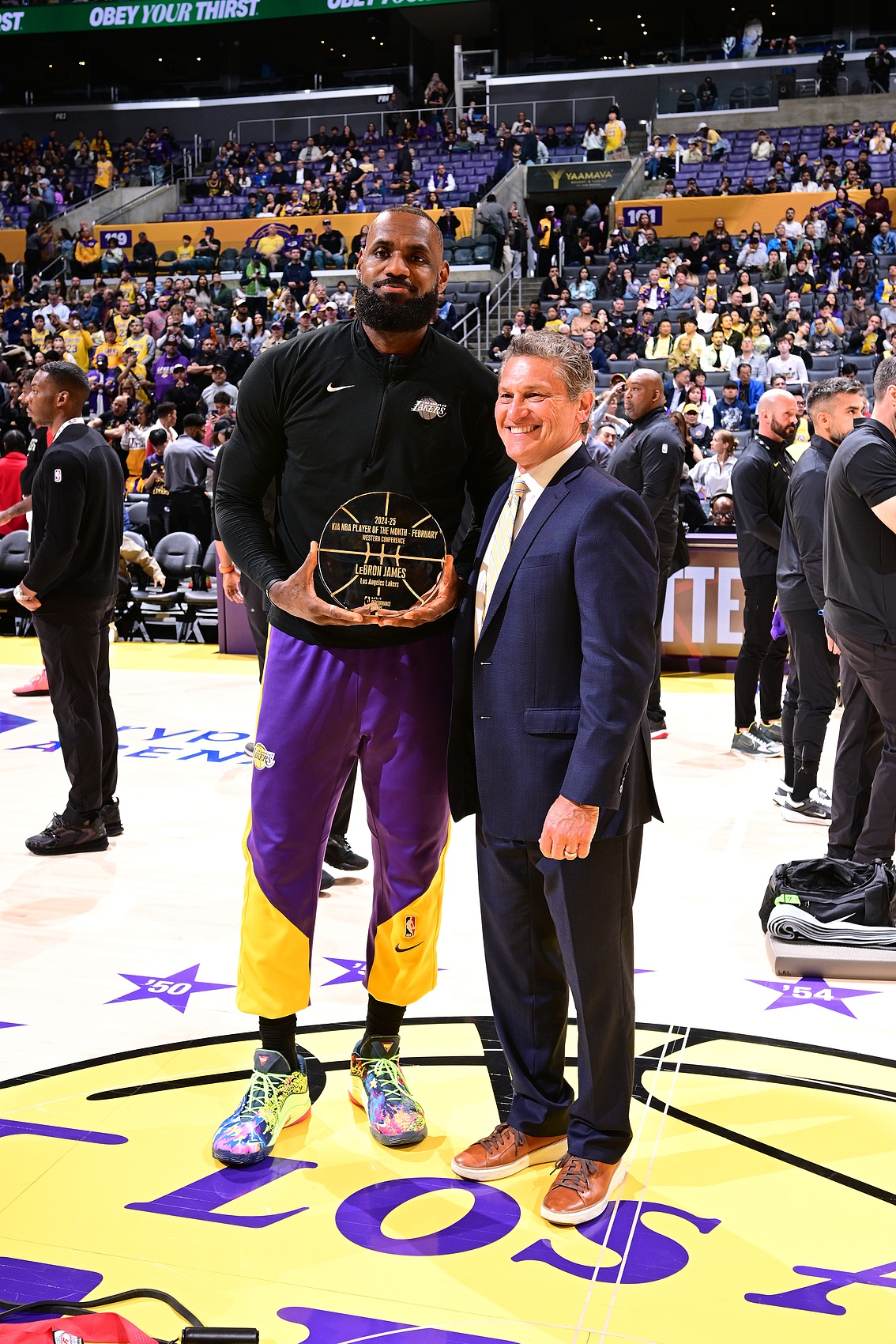 九游体育：NBA联盟公布新赛季社区贡献奖候选名单：詹姆斯领衔的简单介绍