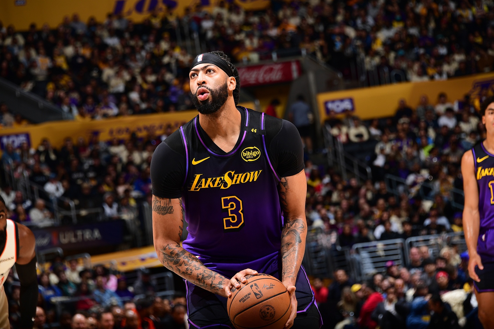 包含九游体育：湖人队新赛季：刘易斯表示将提升盖帽能力的词条