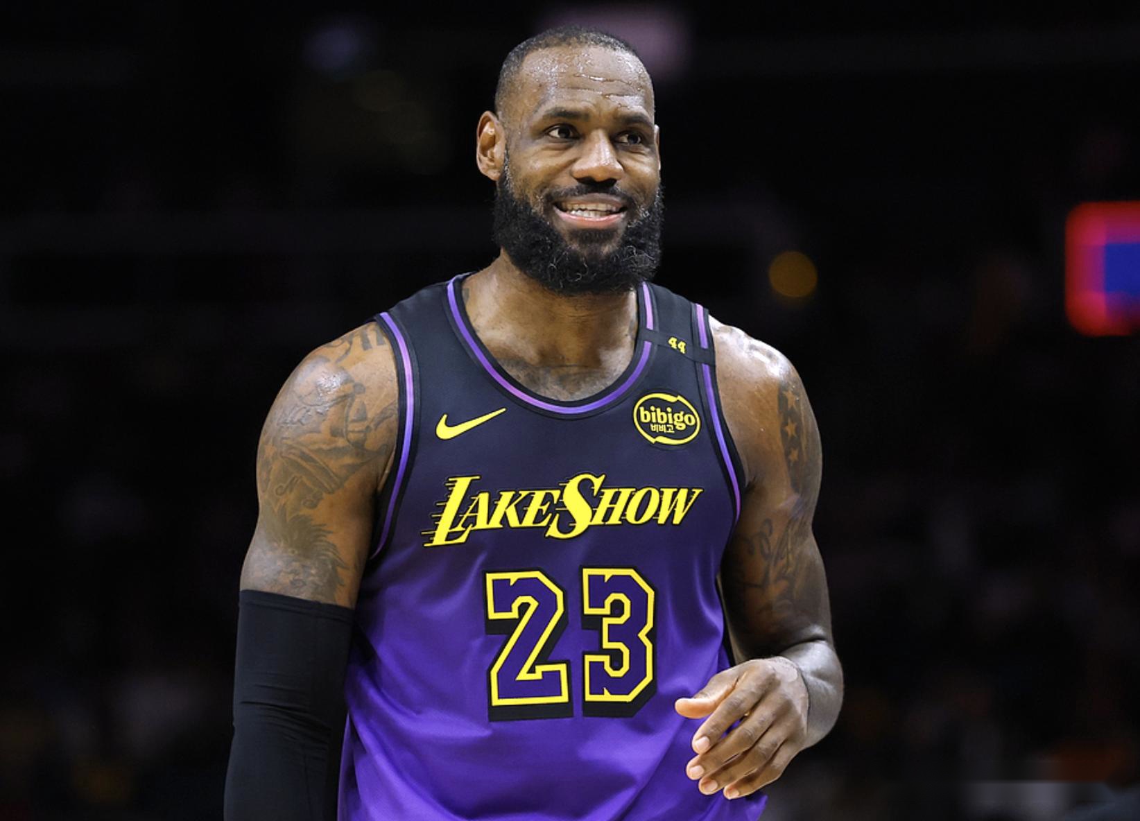 包含九游体育:湖人队季后赛前景分析:能否突围西部?的词条 包含九游体育:湖人队季后赛前景分析:能否突围西部?的词条