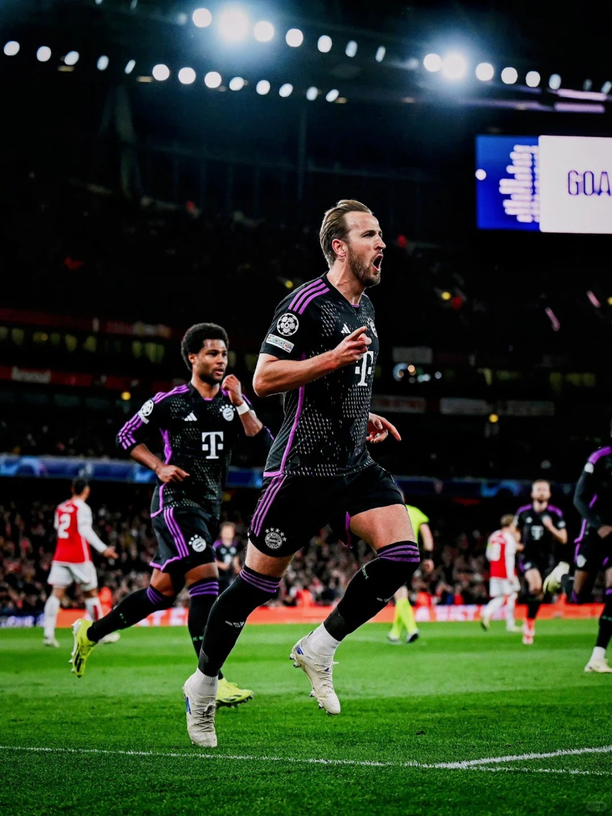 九游体育:意甲切沃的进攻风格备受瞩目 九游体育:意甲切沃的进攻风格备受瞩目