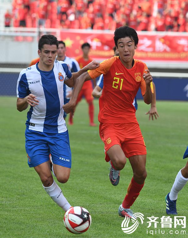 九游体育:郭田雨：在比赛中打入制胜球，成为球队英雄